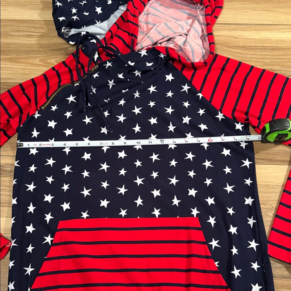 Simply Southern Red and Navy Star Hoodie - Picture 9 of 10